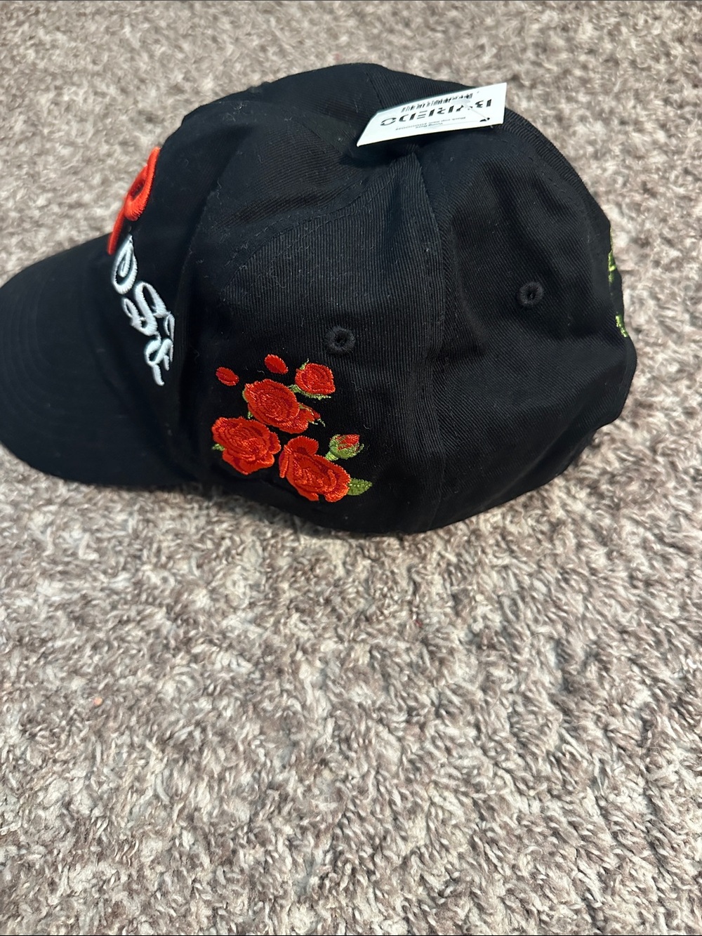 YRising Rose Black Baseball Cap with Red 'R' - Picture 2 of 7